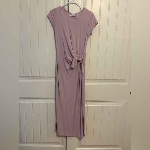 Aritzia Wilfred Fortune Maxi lilac dress size Medium - Picture 1 of 9